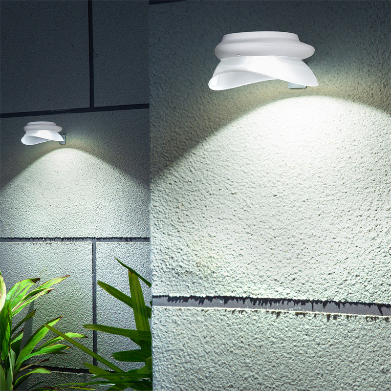 EcoGlow Solar Fence Light – Decorative LED Wall Light for Garden, Patio, Yard & Outdoor Fences