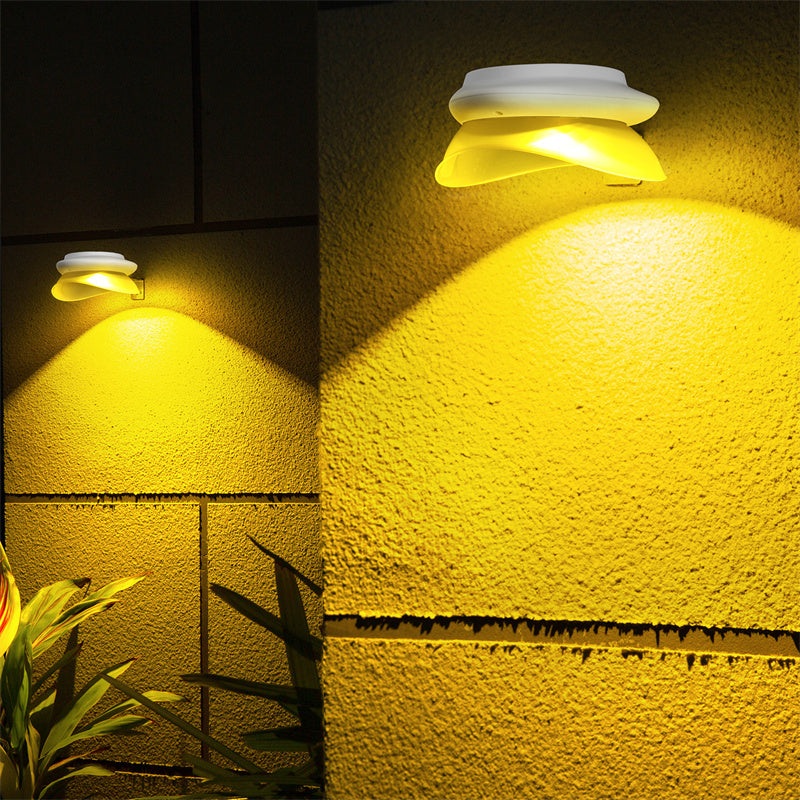 Waterproof IP65 solar fence lamp for all weather